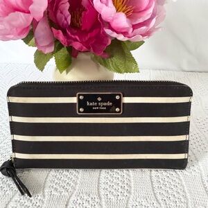 Kate Spade Neda Wilson Road zip around long wallet